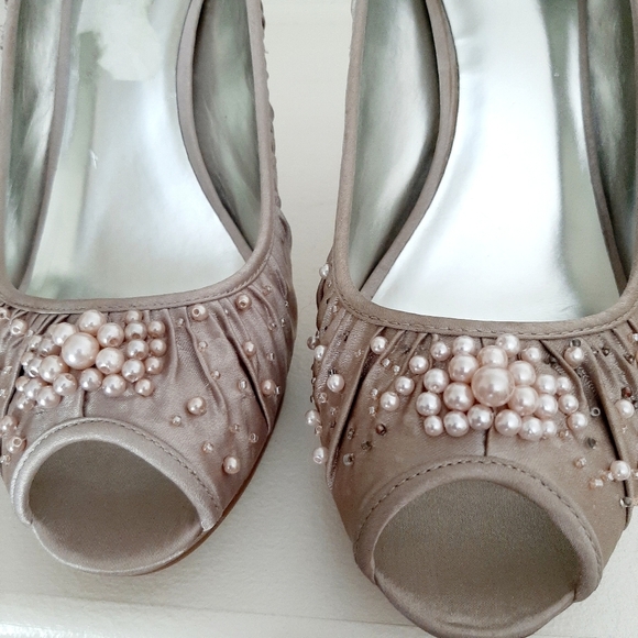 EUC HAZEL STILETTO HEELS - Picture 4 of 14